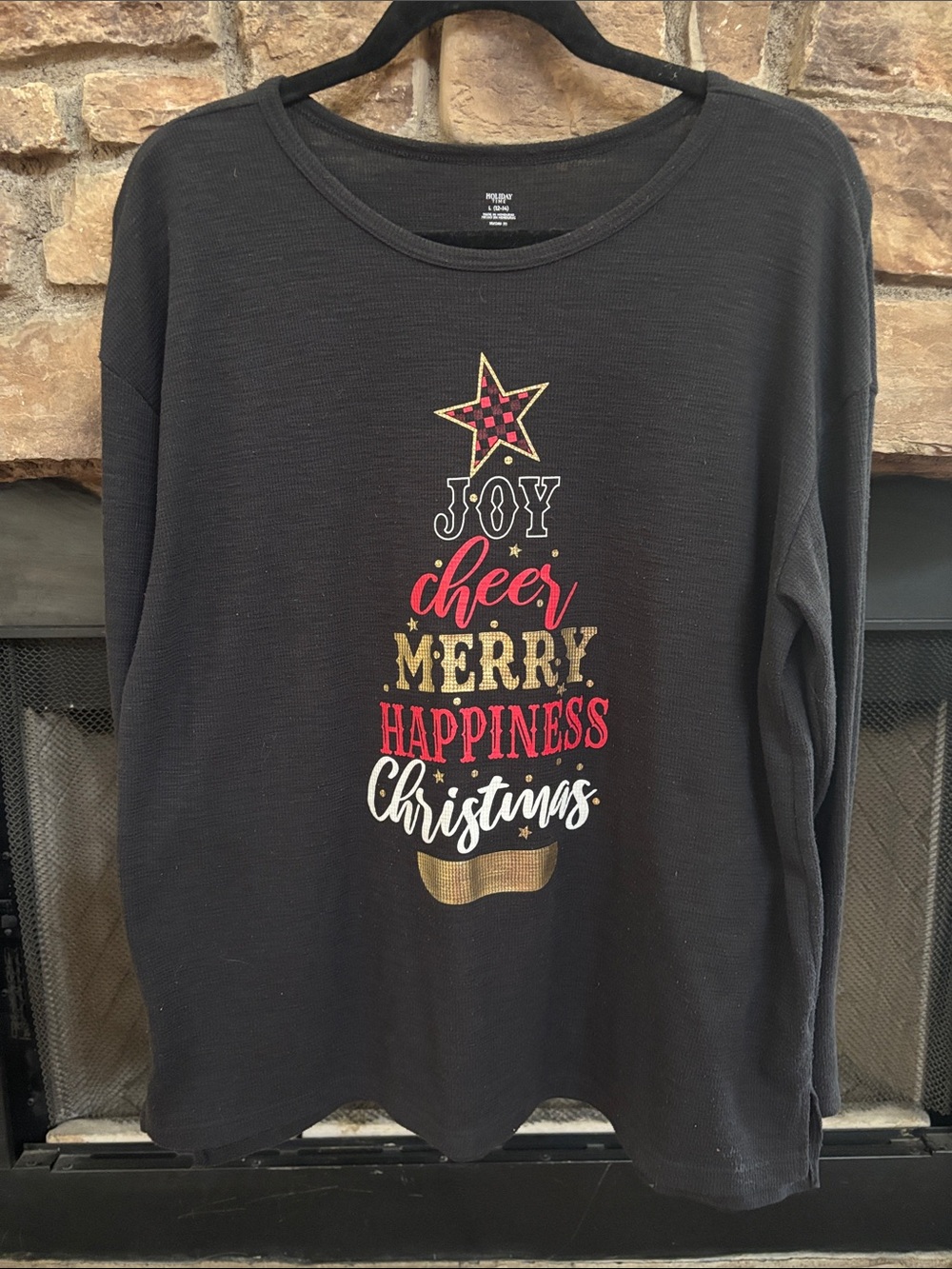 Holiday 'Joy Cheer Merry Happiness Christmas' Black Long-Sleeve Tee. Large